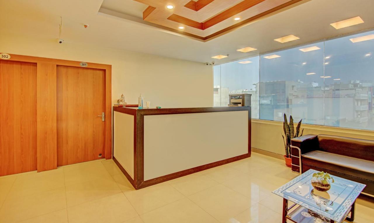 Hotel Treebo Tms Residency Nueva Delhi Exterior foto