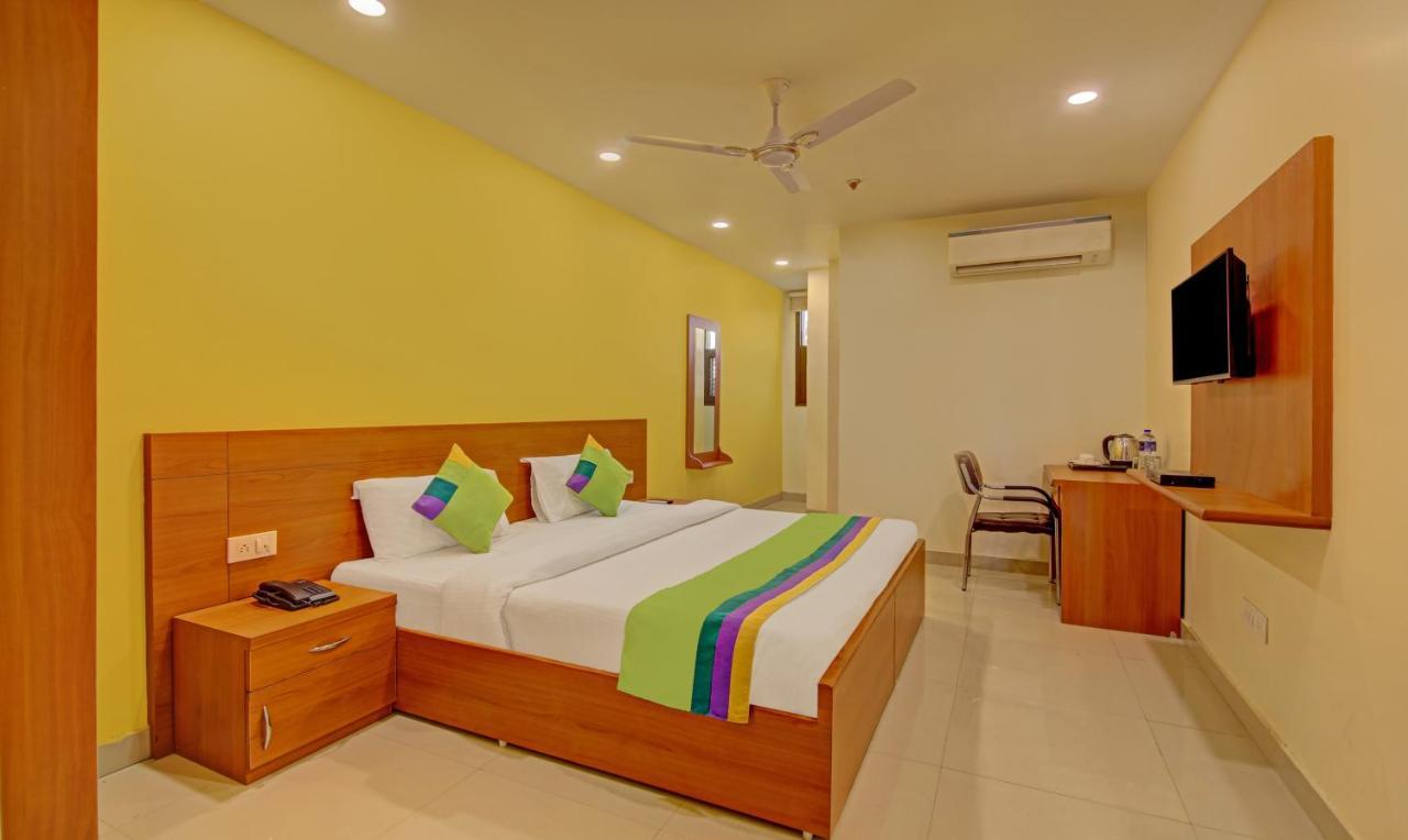Hotel Treebo Tms Residency Nueva Delhi Exterior foto